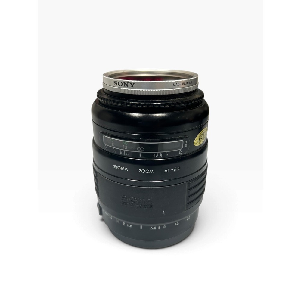 Sigma Zoom AF-beta II 55-200mm f/4-5.6 Lens with Sony 52mm PL Filter